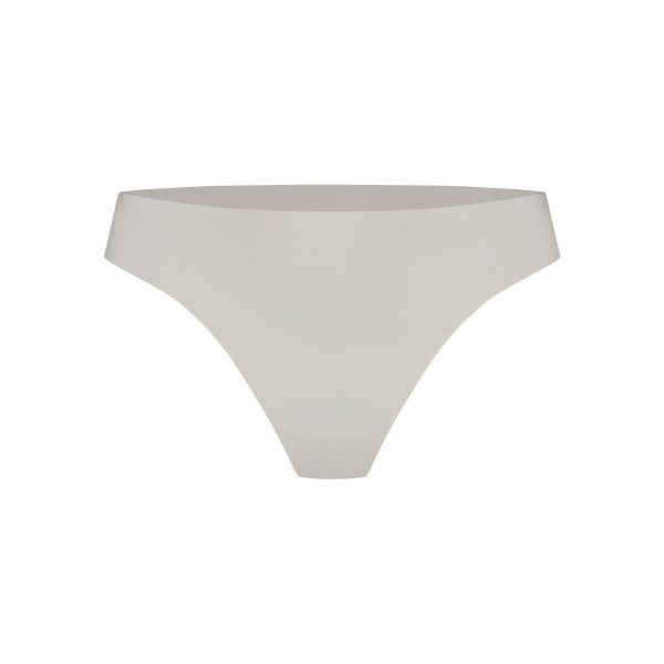 String - Off White